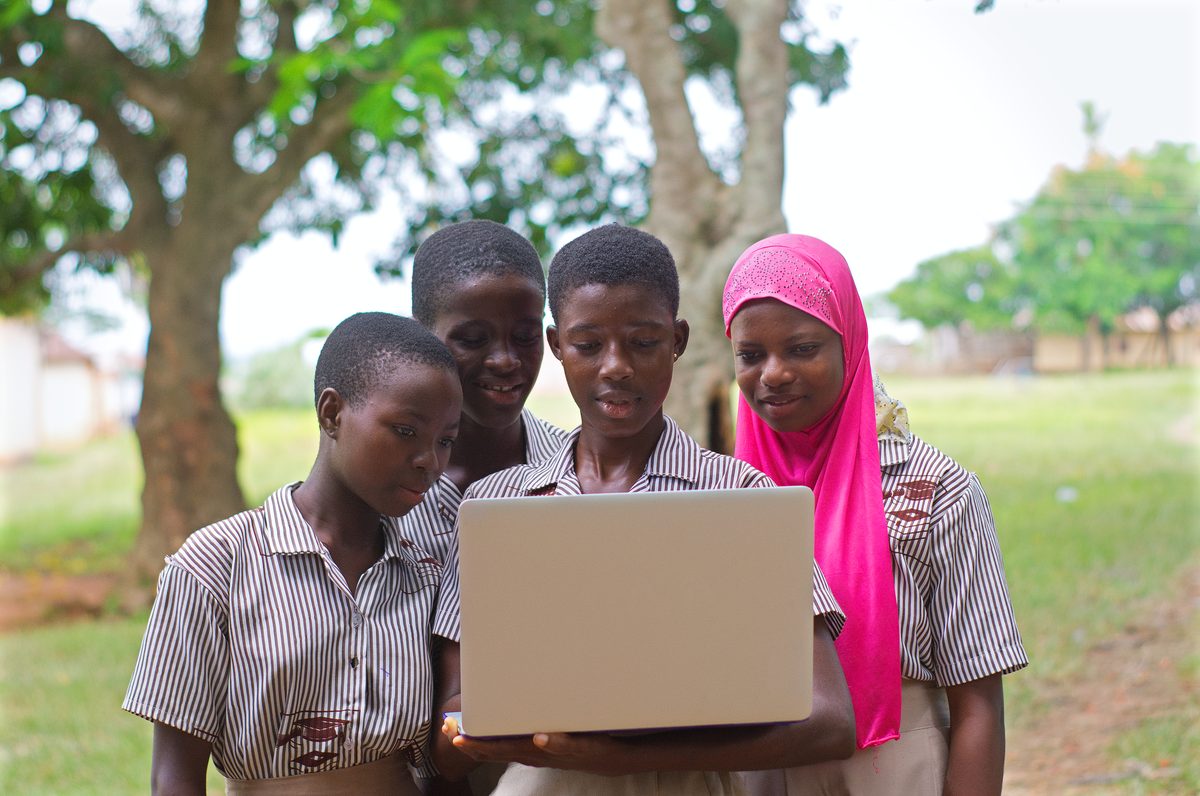 Klasio — school management that works offline